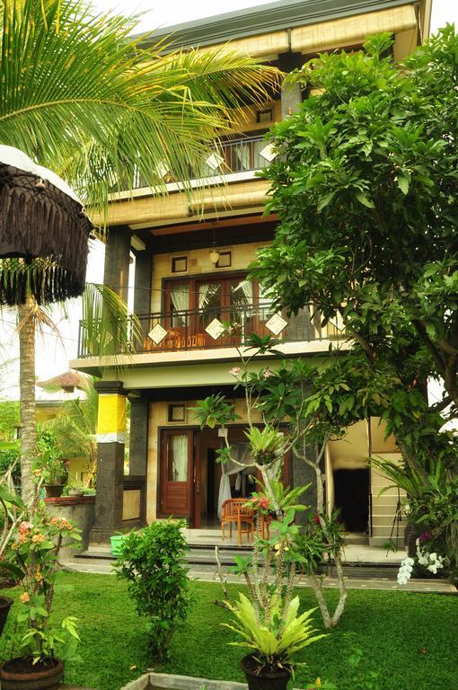 Three Dewi'S Guest House Ubud Exteriör bild