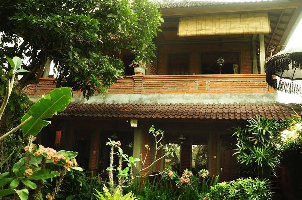Three Dewi'S Guest House Ubud Exteriör bild